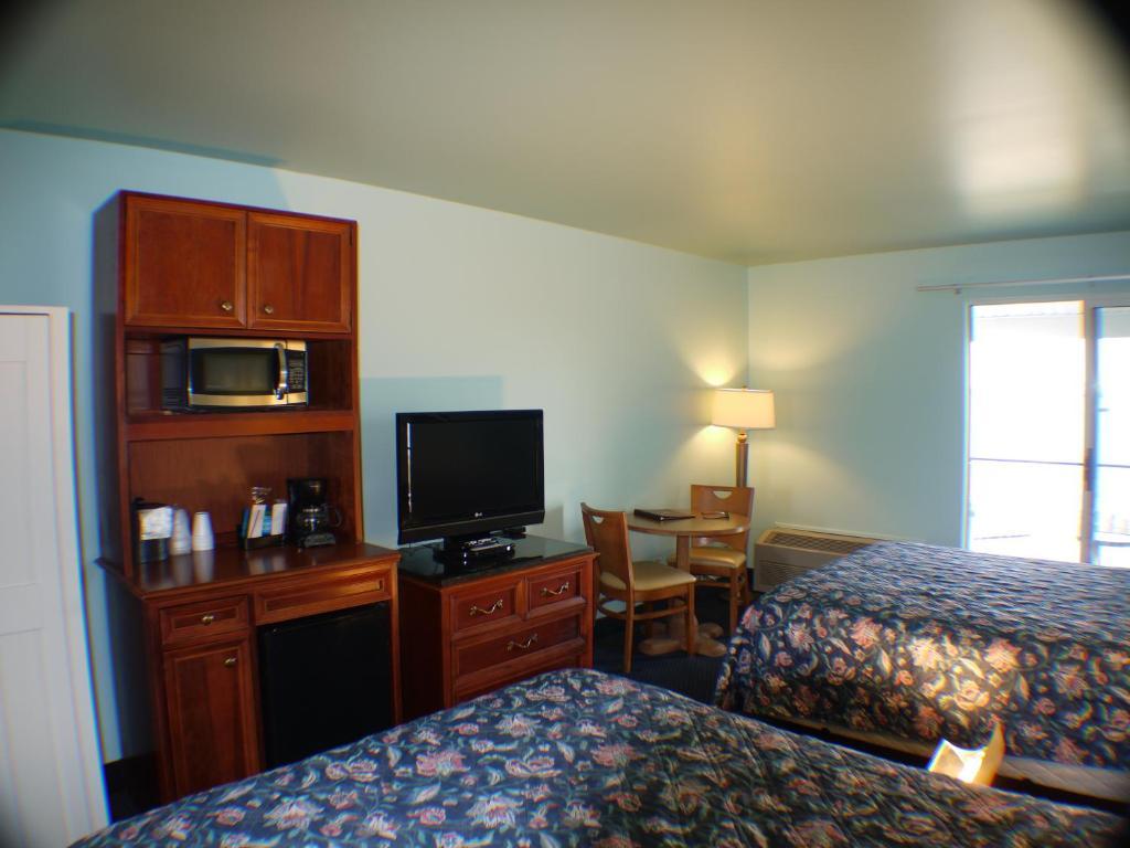 Clearwater Lakeshore Motel Mackinaw Stadt Zimmer foto